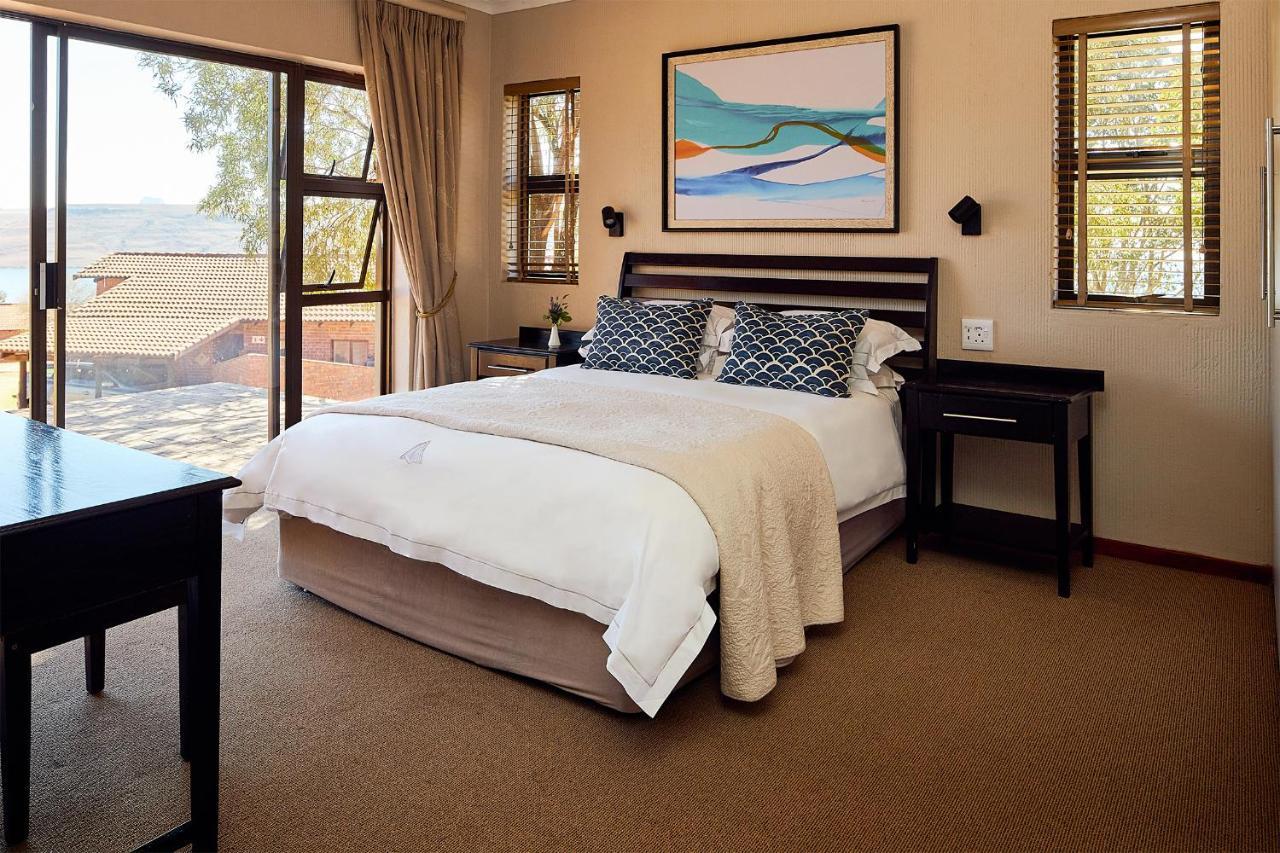 First Group Qwantani Hotel Harrismith Exterior photo