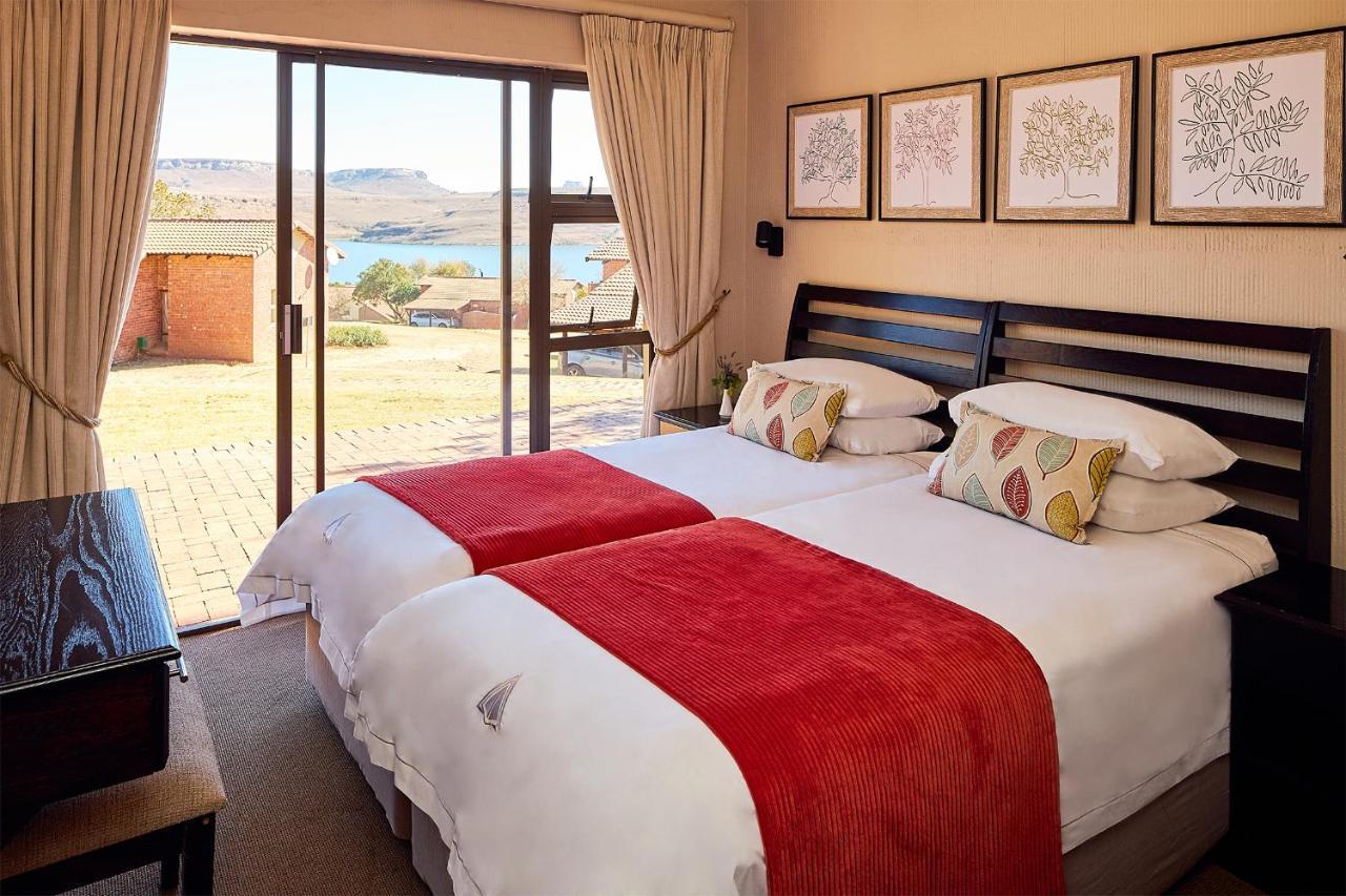 First Group Qwantani Hotel Harrismith Exterior photo