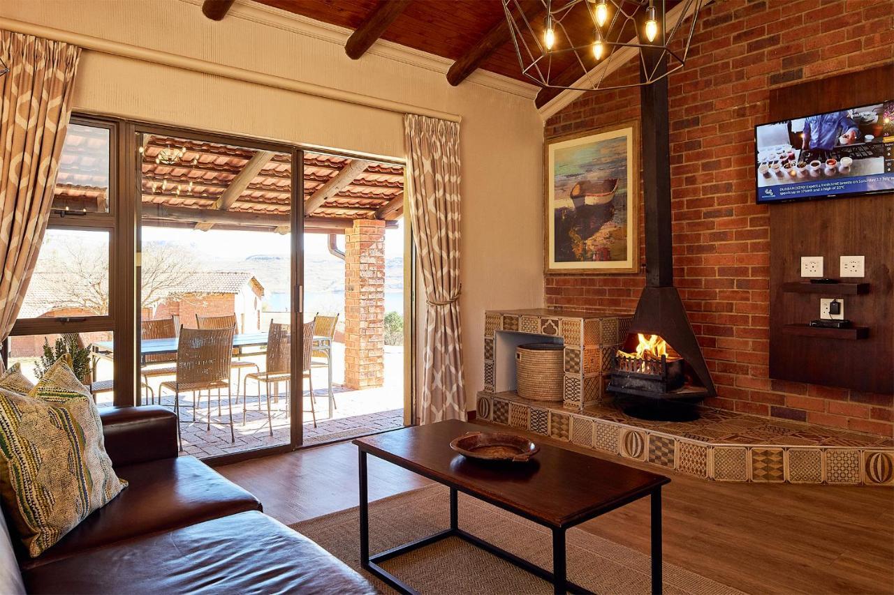 First Group Qwantani Hotel Harrismith Exterior photo