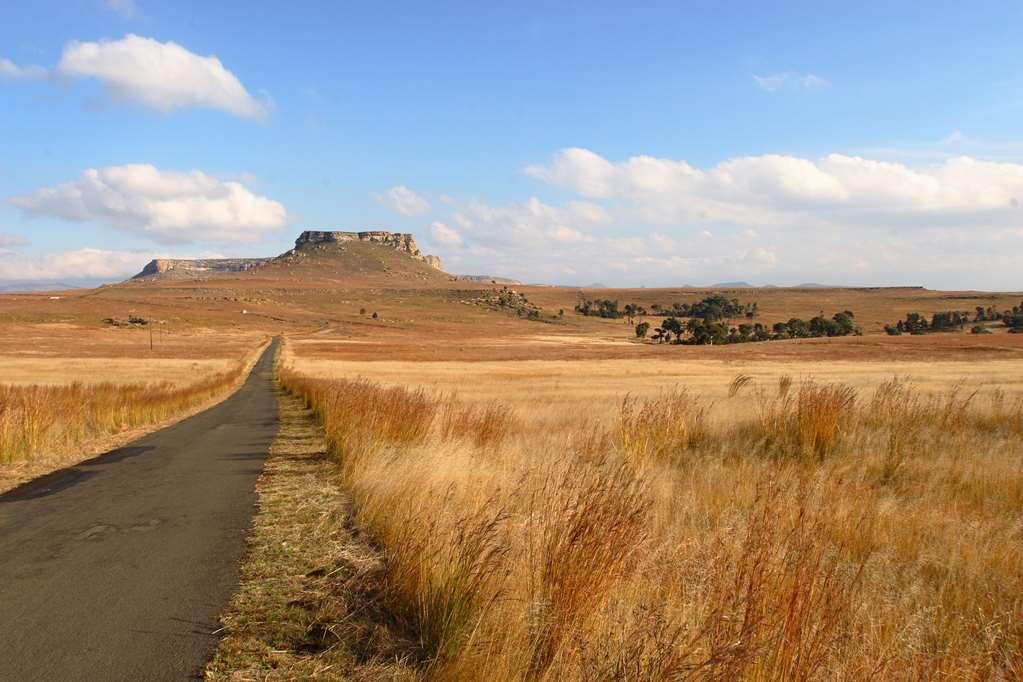 First Group Qwantani Hotel Harrismith Exterior photo